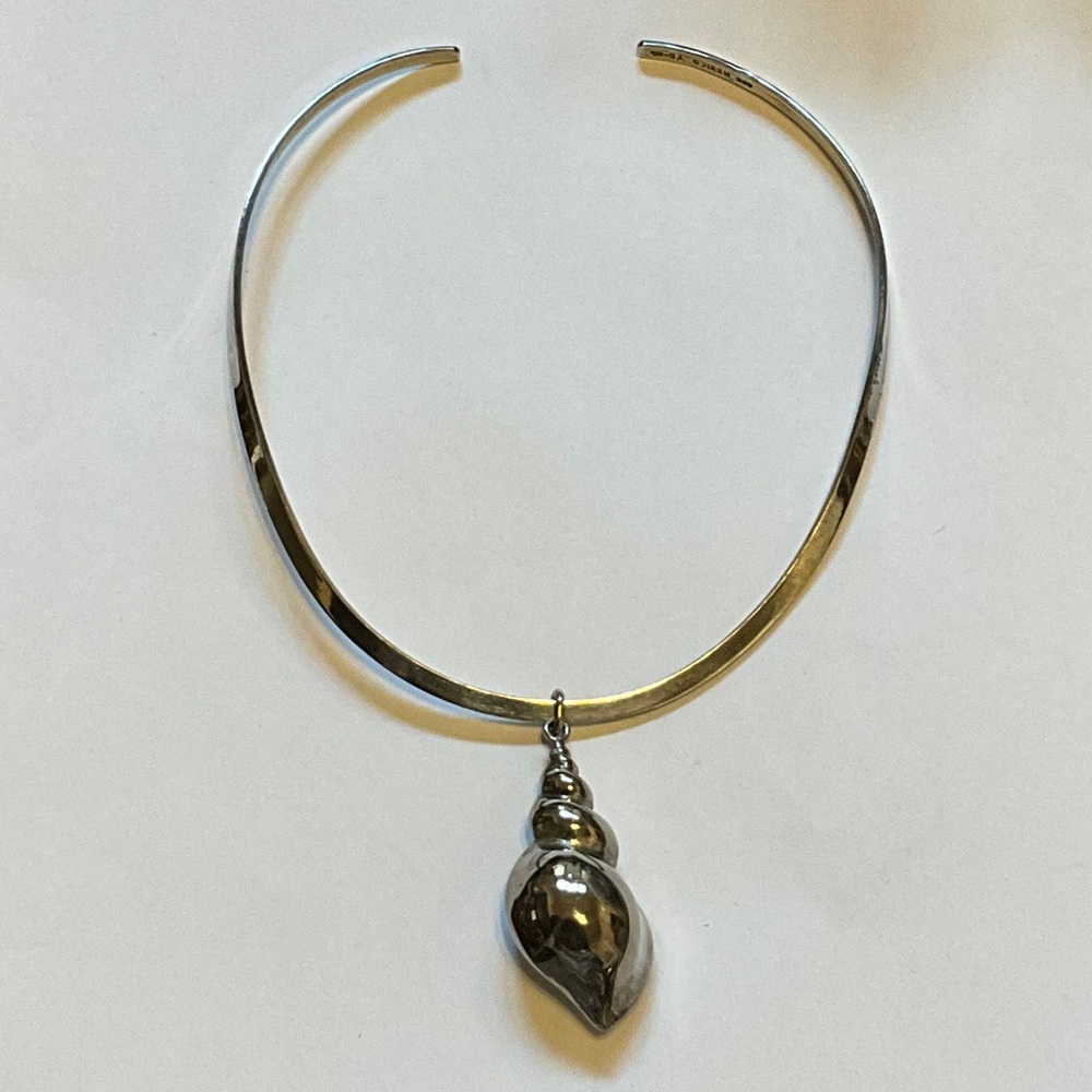 Sterling Silver Shell Chocker Neck Ring Necklace - image 1
